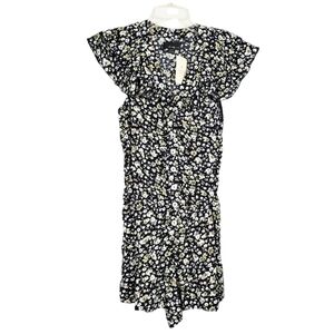 FOREVER 21 floral romper with flutter sleeve pockets